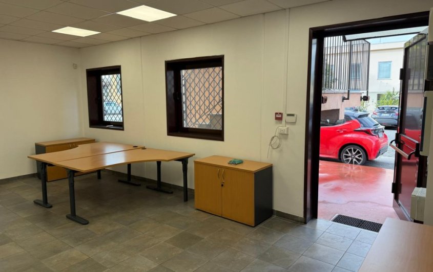 Via Tiburtina Locale A/10