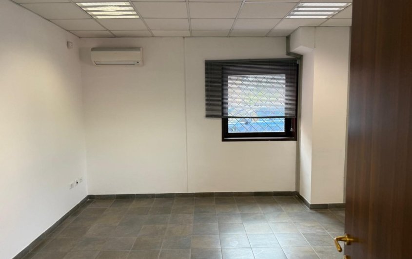 Via Tiburtina Locale A/10